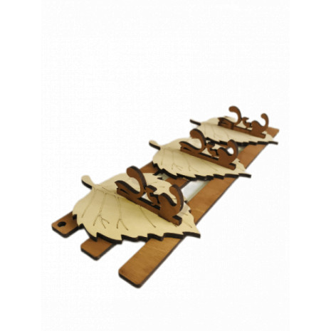 Вешалка "Листик" три крючка фанера